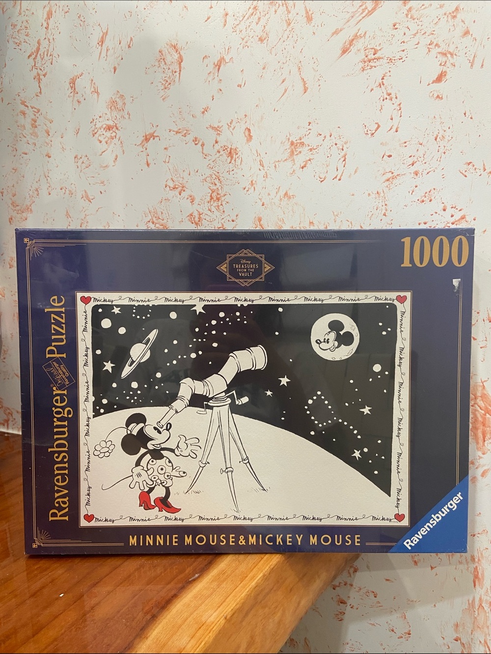 SEALED Ravensburger Minnie Mouse & Mickey Mouse - 1000 Piece Puzzle